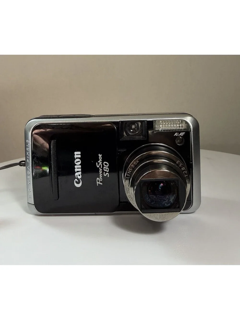 Canon PowerShot S80 Digital Camera BLK/Silver 8.0 MP W/Battery, Charger, 2GB SD